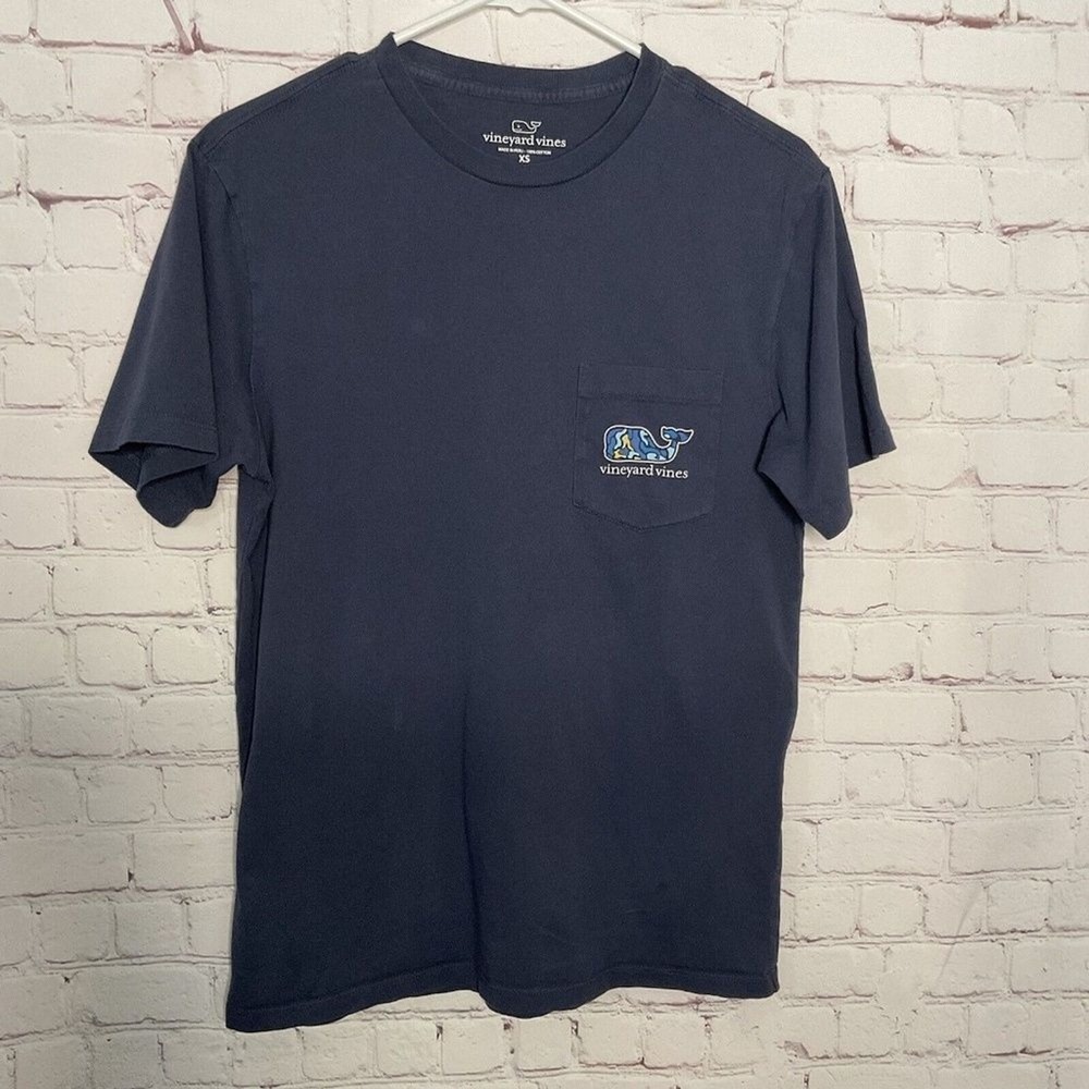 Vineyard Vines Navy Tuna Starfish Whale Fill Pocket Short Sl T-Shirt Men XS Peru